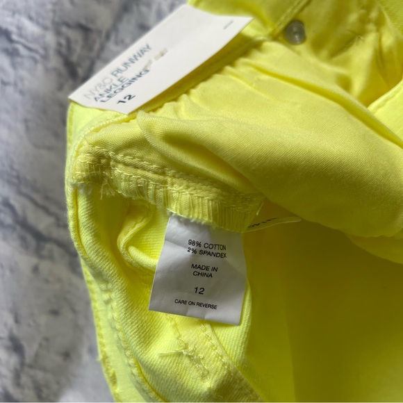 New Women's Ankle Leggings from New York & Company - Picture 4 of 4